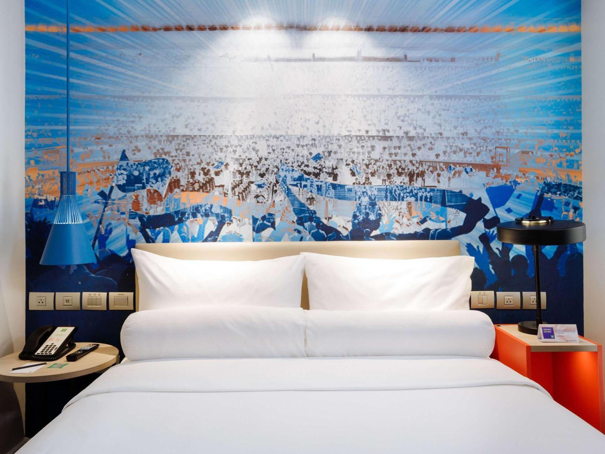 Ibis Styles Manila Araneta City Quezon City Bagian luar foto